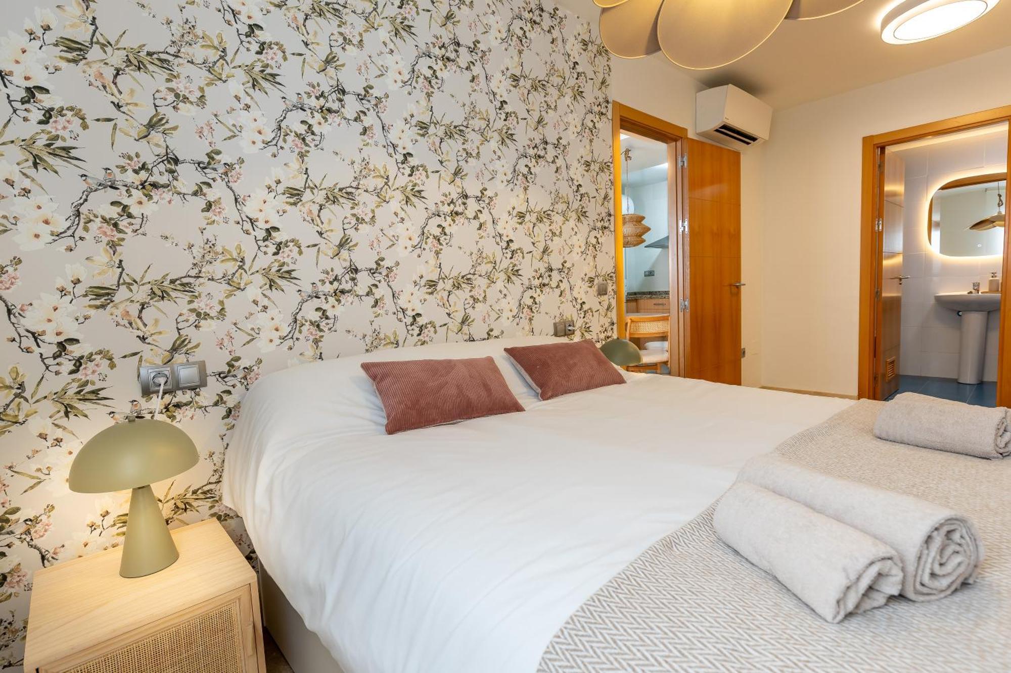 Teatro Suites Malaga City Flat Exterior foto